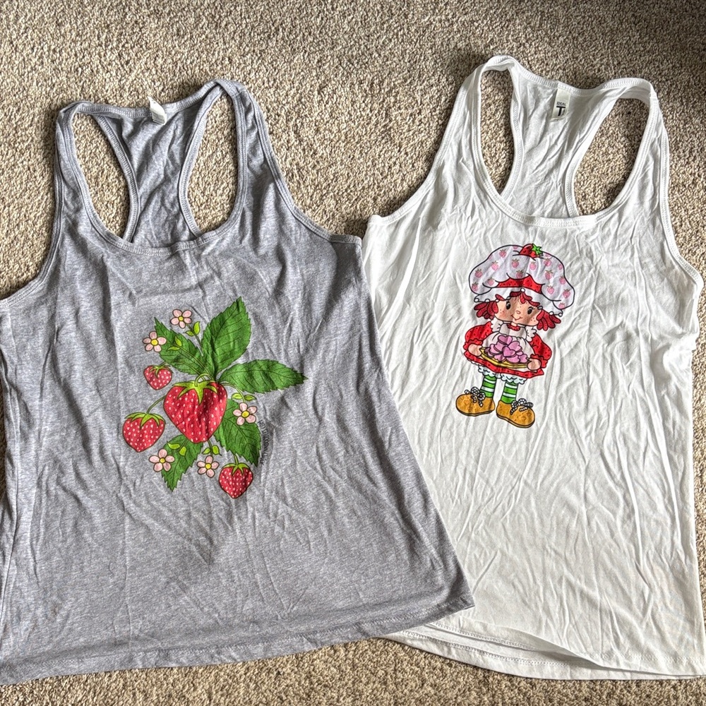 2x Racerback Tanks